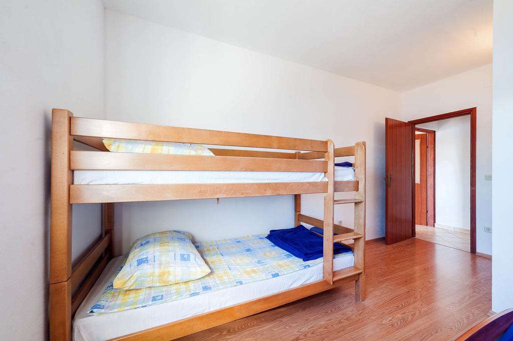 Apartments Maras Шибеник Екстер'єр фото