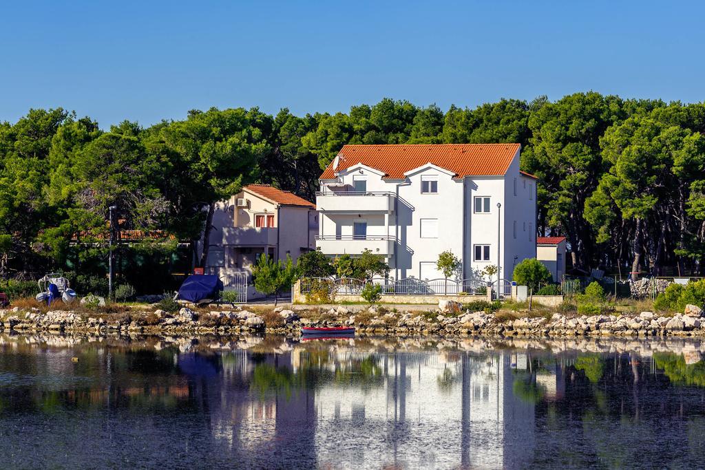 Apartments Maras Шибеник Екстер'єр фото