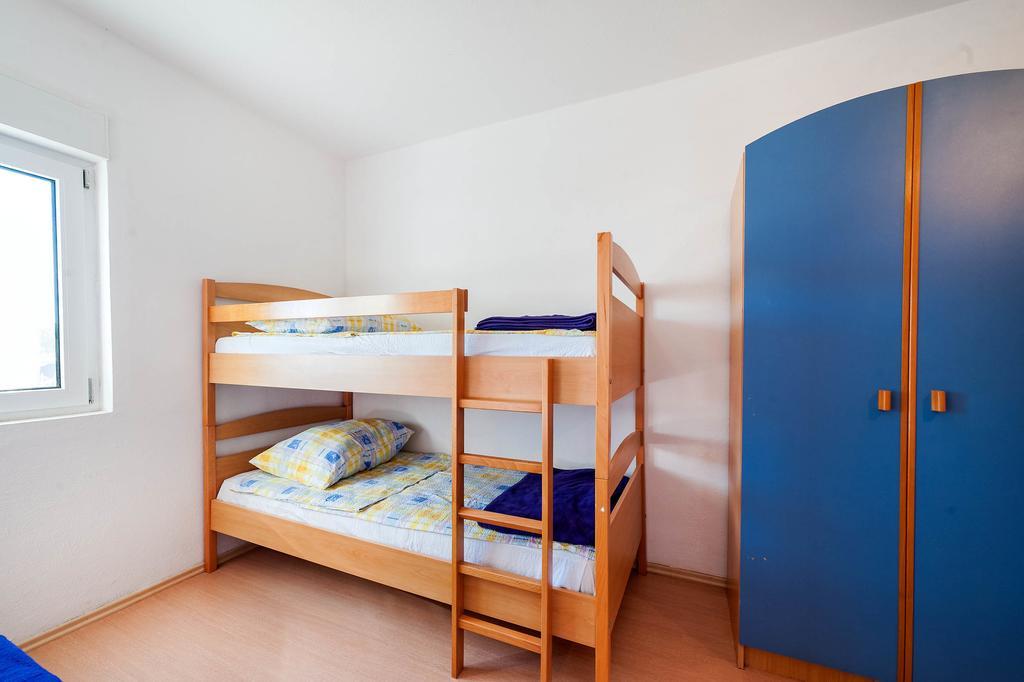 Apartments Maras Шибеник Екстер'єр фото